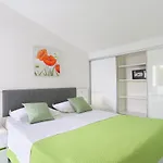 By The Sea Medici, Omis - 1047 Apartment Mimice