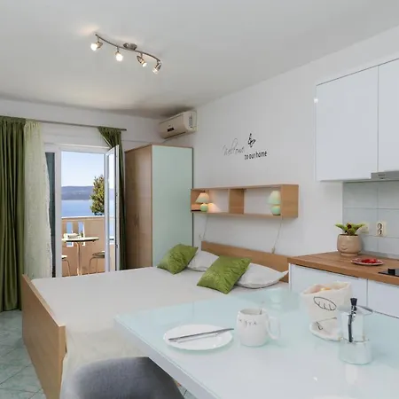 Apartman By The Sea Medici, Omis - 1047 *