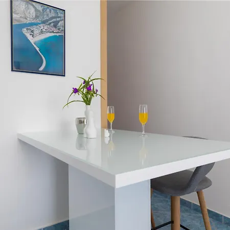 Apartments By The Sea Medici, Omis - 1047 Apartment *